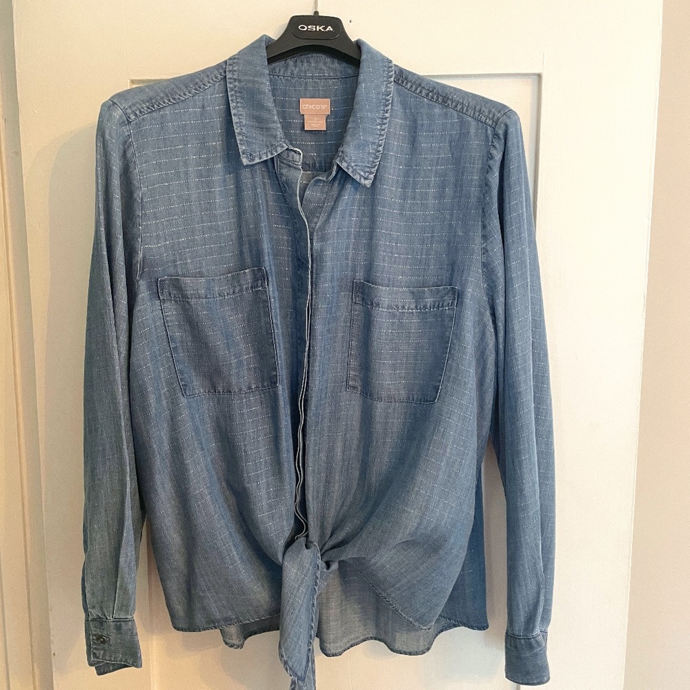 Women's Chambray shirt with a silver stripe